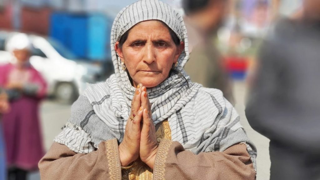 شوکت کی ماں حفیظہ۔ (فوٹو: فیضان میر)