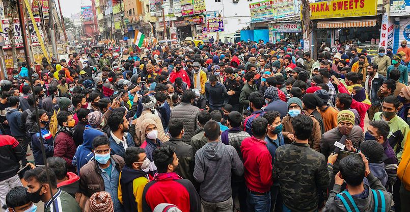 منگل کو پٹنہ میں احتجاج کر رہےطلبا۔ (تصویر: پی ٹی آئی)